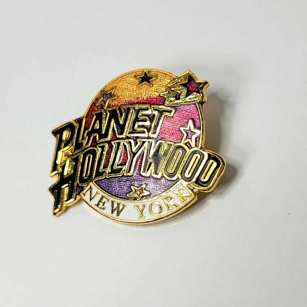 💚 Vintage New York Planet Hollywood Pin